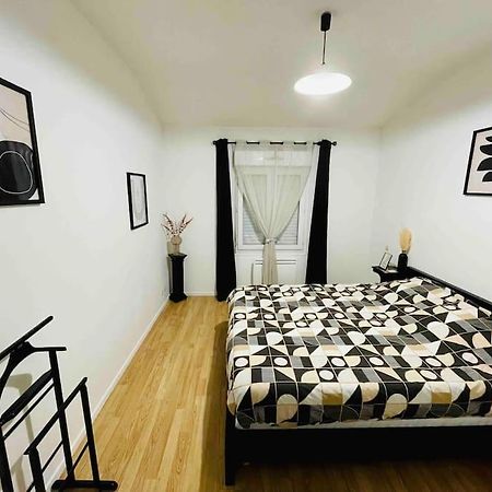 Superbe Duplex Cosy Apartment Reims Bagian luar foto
